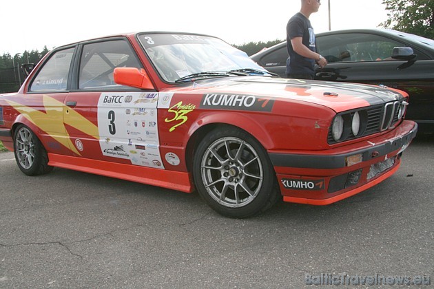 BMW autošosejas sacensību auto 35814