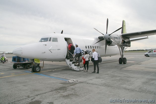 Propelleru Fokker lido lēnāk (apmēram 2 stundas) uz Rīgu, taču piedāvā daudz ilgāk noraudzīties uz zemi no putna lidojuma augstuma 36843