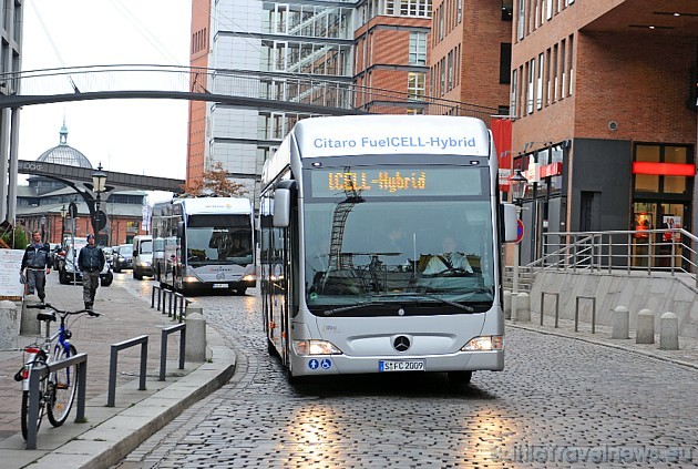 Nākotnes sabiedriskais autobuss Mercedes-Benz Citaro FuelCELL-Hybrid ir radīts ar 2015.gada tehnoloģijām Nākotnes sabiedriskais autobuss Mercedes-Benz Citaro FuelCELL-Hybrid ir radīts ar 2015.gada tehnoloģijām 38450