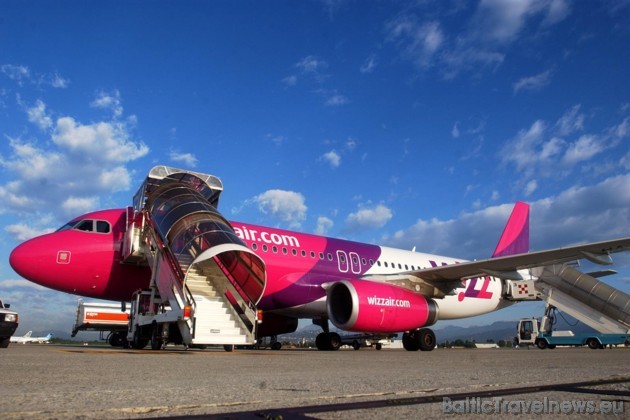 03.12.2009 WizzAir - lielākā Centrālās un Austrumeiropas zemo izmaksu lidsabiedrība - paziņoja par ienākšanu Latvijas tirgū 03.12.2009 WizzAir - lielākā Centrālās un Austrumeiropas zemo izmaksu lidsabiedrība - paziņoja par ienākšanu Latvijas tirgū 38478