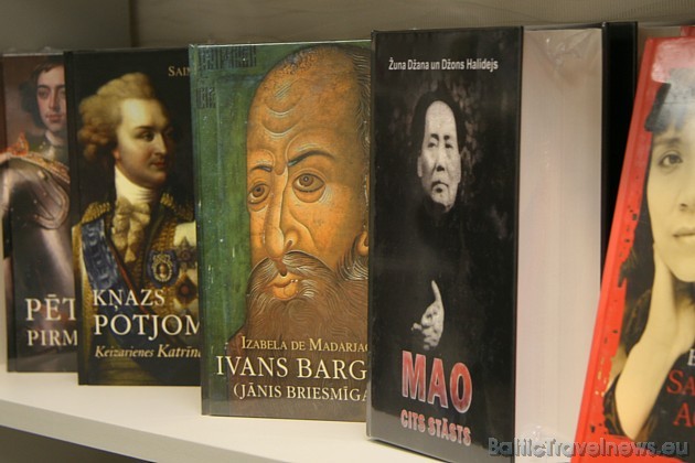 Varbūt pašreiz ir tāds laiks, kad līdzekļi jātaupa un jādodas grāmatu pasaules ceļojumos 38539