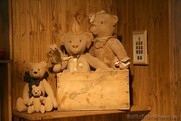 Brīnīties par piparkūku lāčiem un iepazīties arī ar Eiropā ļoti atzītām Teddy lāču izgatavotājām Annu Koetsu no Nīderlandes kā arī Natašu Katajevu no Brīnīties par piparkūku lāčiem un iepazīties arī ar Eiropā ļoti atzītām Teddy lāču izgatavotājām Annu Koetsu no Nīderlandes kā arī Natašu Katajevu no 38600