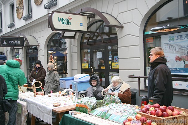 Berga bazārs tika uzcelts 19.-20. gadsimtu mijā, bet atjaunošanas darbi pēc PSRS sabrukuma iesākās 1993.gadā Berga bazārs tika uzcelts 19.-20. gadsimtu mijā, bet atjaunošanas darbi pēc PSRS sabrukuma iesākās 1993.gadā 38808