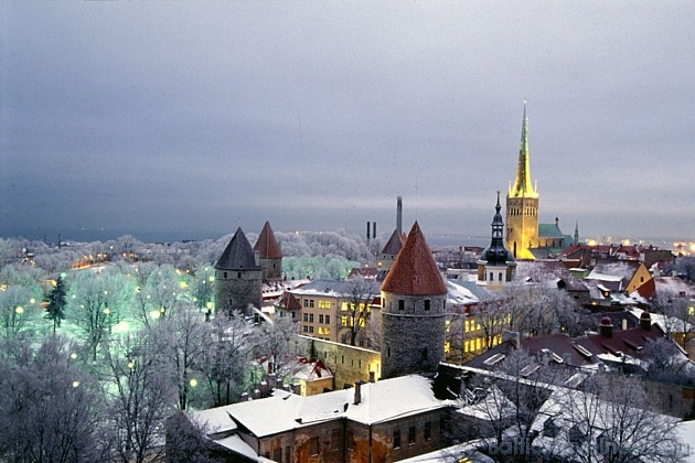 Vairāk informācijas par atpūtas iespējām Igaunijā var atrast interneta vietnē www.visitestonia.com Vairāk informācijas par atpūtas iespējām Igaunijā var atrast interneta vietnē www.visitestonia.com 38880