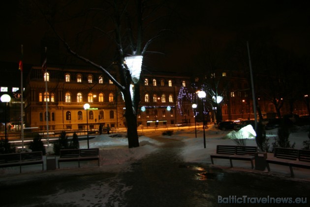 Europa City Riga aicina visus apskatīt gaismas instalācijas vai ieturēt maltīti viesnīcas restorānā Sunny Europa City Riga aicina visus apskatīt gaismas instalācijas vai ieturēt maltīti viesnīcas restorānā Sunny 38977