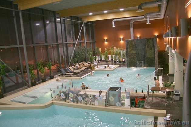 Viesnīcas saunu un baseinu centrs Wellness Oasis piedāvāja burvīgu atmosfēru gan dalībniekiem, gan viesnīcas viesiem Viesnīcas saunu un baseinu centrs Wellness Oasis piedāvāja burvīgu atmosfēru gan dalībniekiem, gan viesnīcas viesiem 39244