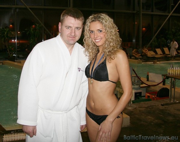 BalticTravelnews.com direktors Aivars Mackevičs un Mis Latvija 2008 Ieva Lase, kura 2009.gada nogalē piedalījās prestižākajā skaistumkonkursā Miss Wor BalticTravelnews.com direktors Aivars Mackevičs un Mis Latvija 2008 Ieva Lase, kura 2009.gada nogalē piedalījās prestižākajā skaistumkonkursā Miss Wor 39260