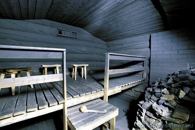 Hotel Kakslauttanen atrodas arī lielākā dūmu sauna pasaulē 39460