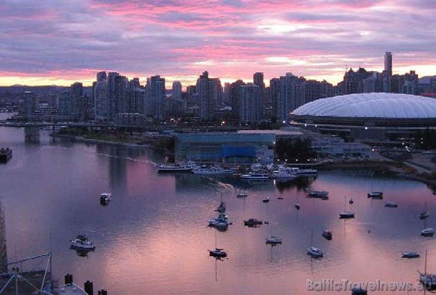 Jau pavisam drīz Kanādas rietumu metropolē Vankūverā sāksies ziemas olimpiskās spēles
Foto: Tourism Vancouver Jau pavisam drīz Kanādas rietumu metropolē Vankūverā sāksies ziemas olimpiskās spēles
Foto: Tourism Vancouver 39839