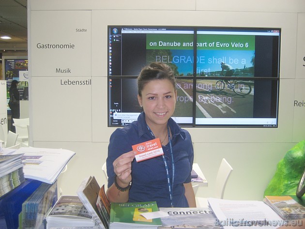 Izstādes dalībnieki un apmeklētāji saņem Travel Card 2010 41186