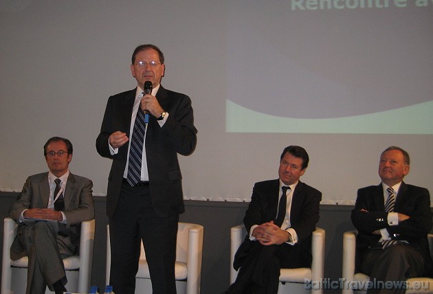 Christian Mantei (ATOUT France ģenerāldirektors), Hervé Novelli (Valsts sekretārs tūrisma jautājumos), Christian Estrosi (Nīcas mērs) un Rudy Salles ( Christian Mantei (ATOUT France ģenerāldirektors), Hervé Novelli (Valsts sekretārs tūrisma jautājumos), Christian Estrosi (Nīcas mērs) un Rudy Salles ( 41851