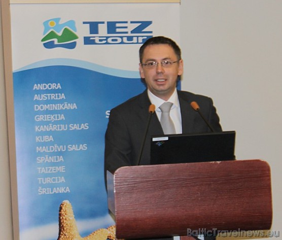 Tez Tour Latvija vadītājs Konstantīns Paļgovs apgalvo, ka ceļojumi ir piemēroti Latvijas ceļotāju maksātspējai un izvēlei Tez Tour Latvija vadītājs Konstantīns Paļgovs apgalvo, ka ceļojumi ir piemēroti Latvijas ceļotāju maksātspējai un izvēlei 43126