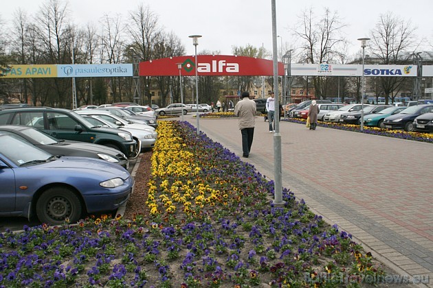 Tirdzniecības parks Alfa gaida apmeklētājus 43147
