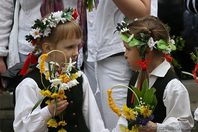 15.05.2010 Jūrmalā ar daudziem svētku pasākumiem tika atklāta 2010. gada vasaras un tūrisma sezona 15.05.2010 Jūrmalā ar daudziem svētku pasākumiem tika atklāta 2010. gada vasaras un tūrisma sezona 43606