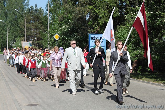 Ikšķiles novada Dziesmu un deju svētku gājiens 22.05.2010 43731