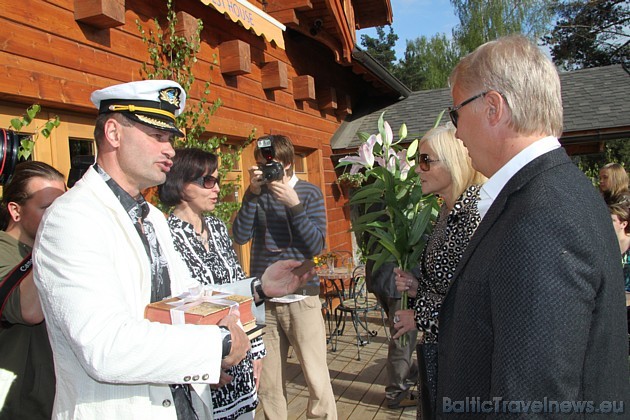 Viesu nama Villa Elizabete un restorāna Kapteinis & Grants īpašnieks Dainis Liepiņš sagaida viesus Viesu nama Villa Elizabete un restorāna Kapteinis & Grants īpašnieks Dainis Liepiņš sagaida viesus 44298