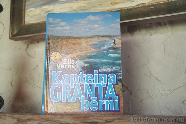 Restorāns Kapteinis & Grants, protams, iedvesmojies no visu pasaules jūras dēkaiņu klasikas - Žila Verna romāna Restorāns Kapteinis & Grants, protams, iedvesmojies no visu pasaules jūras dēkaiņu klasikas - Žila Verna romāna