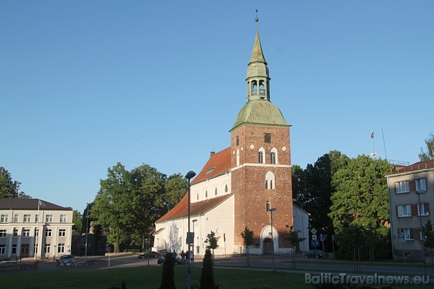 BalticTravelnews.com 4.06.2010 viesojās nelielā tūrē Vidzemes pilsētā, kura atrodas Gaujas krastos - Valmieras Sv. Sīmaņa baznīca 44597