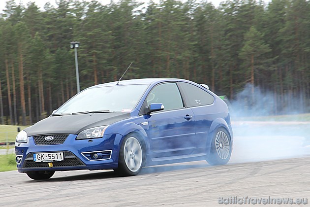Paralēli Gymkhana.lv sacensībām notika arī Open Drift sacensības, kurās varēja piedalīties gan PRO drift, gan Street Drift sportisti 45492