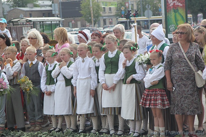 X Latvijas skolu jaunatnes dziesmu un deju svētki 45965
