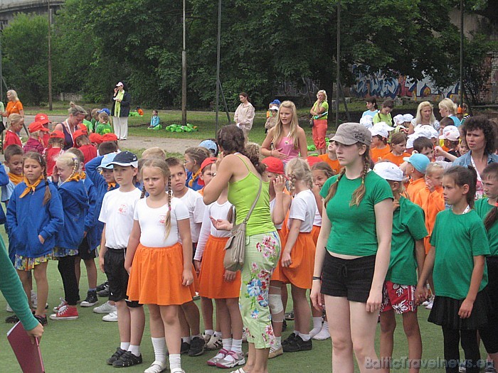 X Latvijas skolu jaunatnes deju svētku mēģinājums Daugavas stadionā 46043