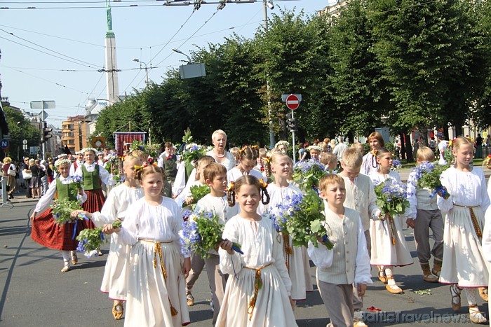 Deju kolektīvs Pīlādzītis 46584