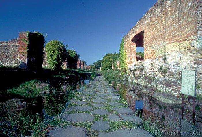 Apmeklēt vērts arī Ostia Antica, kas savulaik bija visas Romas impērijas lielākā ostas pilsēta
Foto: Fototeca Enit/Vito Arcomano Apmeklēt vērts arī Ostia Antica, kas savulaik bija visas Romas impērijas lielākā ostas pilsēta
Foto: Fototeca Enit/Vito Arcomano 48337