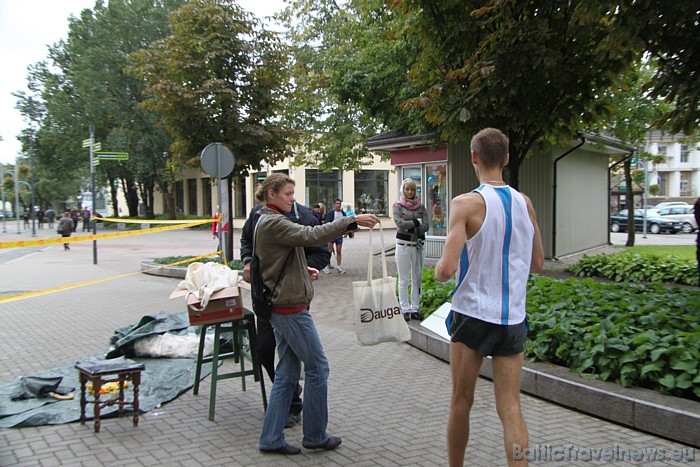 Sponsoru sarūpētās dāvanas ikvienam dalībniekam 49343