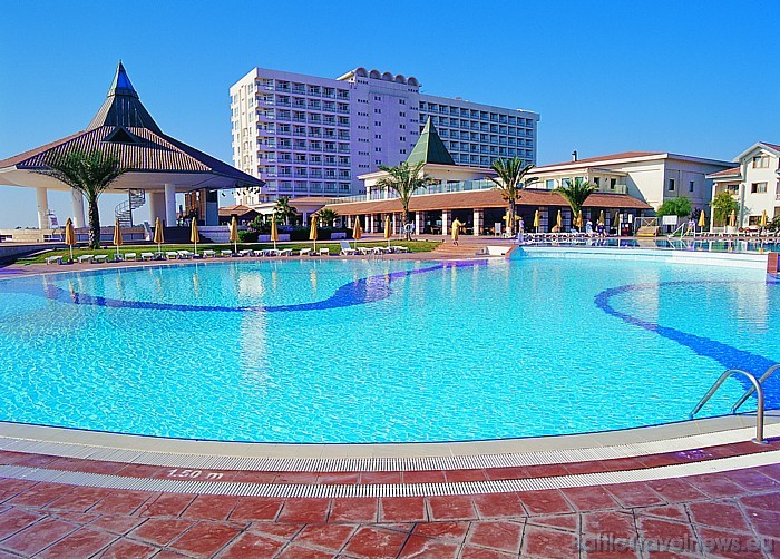 Viesnīca atrodas astoņu kilometru attālumā no Famagustas kūrorta 
Foto: Salamis Bay Conti Hotel 49374