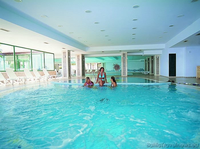 Viesnīca Salamis Bay Conti ir viena no elegantākajām un greznākajām viesnīcām Famagustas kūrorta tuvumā Ziemeļkiprā
Foto: Salamis Bay Conti Hotel Viesnīca Salamis Bay Conti ir viena no elegantākajām un greznākajām viesnīcām Famagustas kūrorta tuvumā Ziemeļkiprā
Foto: Salamis Bay Conti Hotel 49382