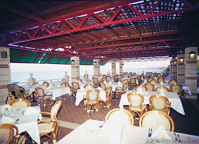 Vairāk informācijas par viesnīcu Salamis Bay Conti Hotel iespējams atrast interneta vietnē www.salamisbay-conti.com Vairāk informācijas par viesnīcu Salamis Bay Conti Hotel iespējams atrast interneta vietnē www.salamisbay-conti.com 49392
