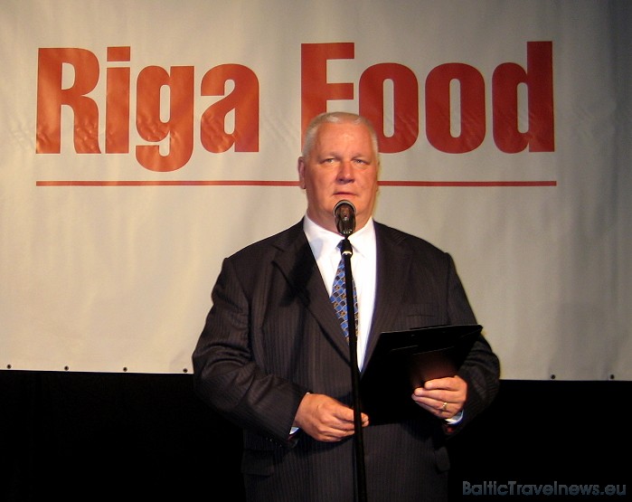 Izstādi Rīga Food 2010 atklāj Viesturs Tīle (Starptautisko izstāžu rīkotājsabiedrības BT1 ģenerāldirektors) Izstādi Rīga Food 2010 atklāj Viesturs Tīle (Starptautisko izstāžu rīkotājsabiedrības BT1 ģenerāldirektors) 49508