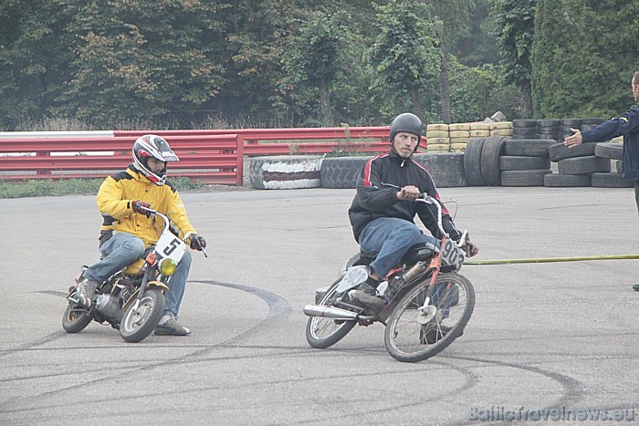 Autosacīkstes 1000km Grand Prix Riga 2010 Biķerniekos 11.09.2010 - Ātruma cilts Zelta Mopēds sacensības Autosacīkstes 1000km Grand Prix Riga 2010 Biķerniekos 11.09.2010 - Ātruma cilts Zelta Mopēds sacensības 49780