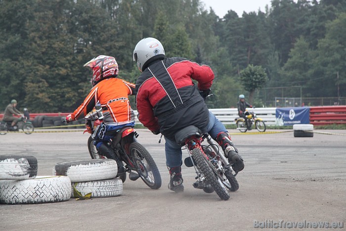 Autosacīkstes 1000km Grand Prix Riga 2010 Biķerniekos 11.09.2010 - Ātruma cilts Zelta Mopēds sacensības Autosacīkstes 1000km Grand Prix Riga 2010 Biķerniekos 11.09.2010 - Ātruma cilts Zelta Mopēds sacensības 49798