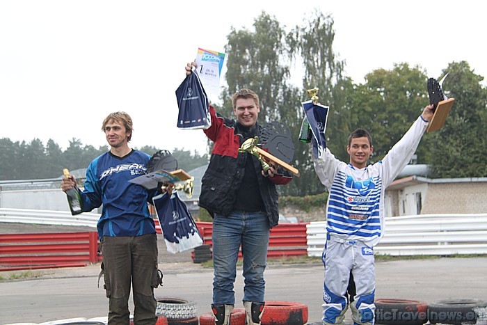Autosacīkstes 1000km Grand Prix Riga 2010 Biķerniekos 11.09.2010 - Ātruma cilts Zelta Mopēds sacensības Autosacīkstes 1000km Grand Prix Riga 2010 Biķerniekos 11.09.2010 - Ātruma cilts Zelta Mopēds sacensības 49807
