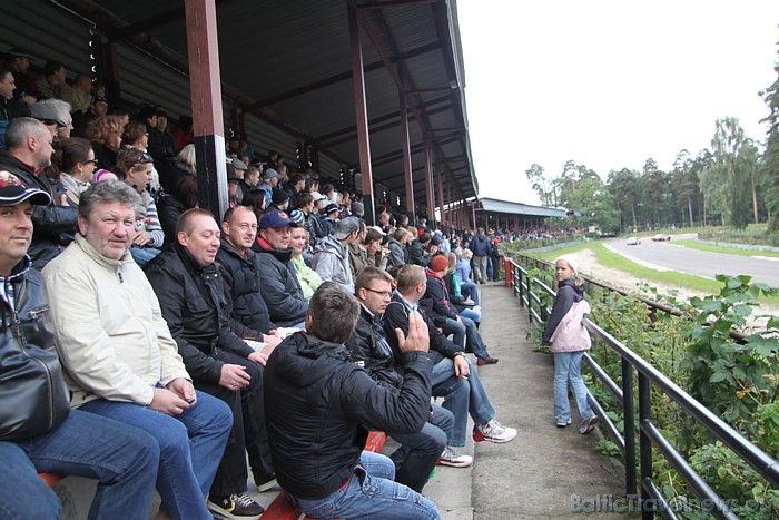 Dzintara Volga 2010 pulcēja plašu skatītāju loku 50171