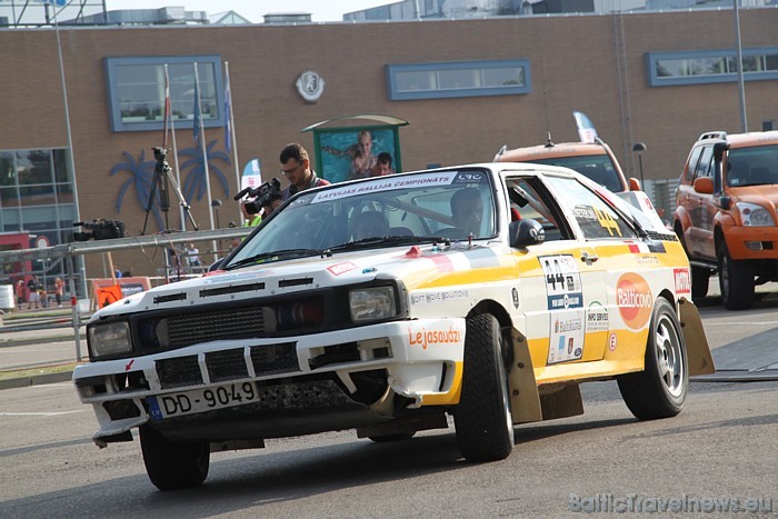 Pēdējais Latvijas rallija čempionāta 2010 posms sākās pie Līvu akvaparka 25.09.2010, kur pulcējās labākie autosportisti Pēdējais Latvijas rallija čempionāta 2010 posms sākās pie Līvu akvaparka 25.09.2010, kur pulcējās labākie autosportisti 50435