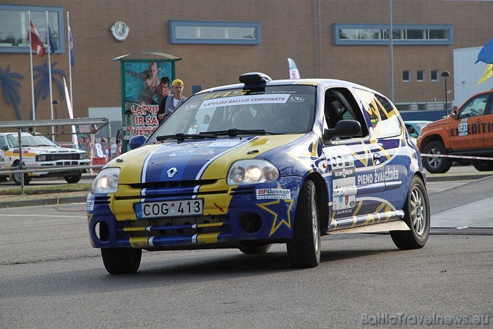 Pēdējais Latvijas rallija čempionāta 2010 posms sākās pie Līvu akvaparka 25.09.2010, kur pulcējās labākie autosportisti Pēdējais Latvijas rallija čempionāta 2010 posms sākās pie Līvu akvaparka 25.09.2010, kur pulcējās labākie autosportisti 50448