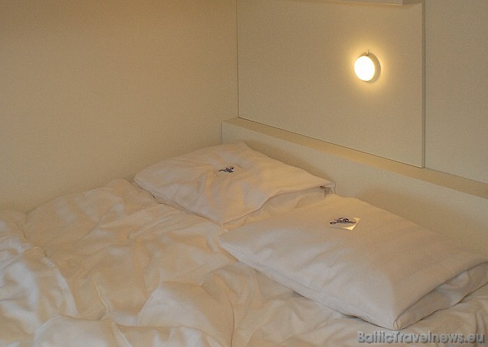 Hostelī atrodas ne tikai numuri, bet arī kafejnīca un konferenču zāle, kā arī aviācijas vēstures ekspozīcija
Foto: Jumbo Hostel Hostelī atrodas ne tikai numuri, bet arī kafejnīca un konferenču zāle, kā arī aviācijas vēstures ekspozīcija
Foto: Jumbo Hostel 50830