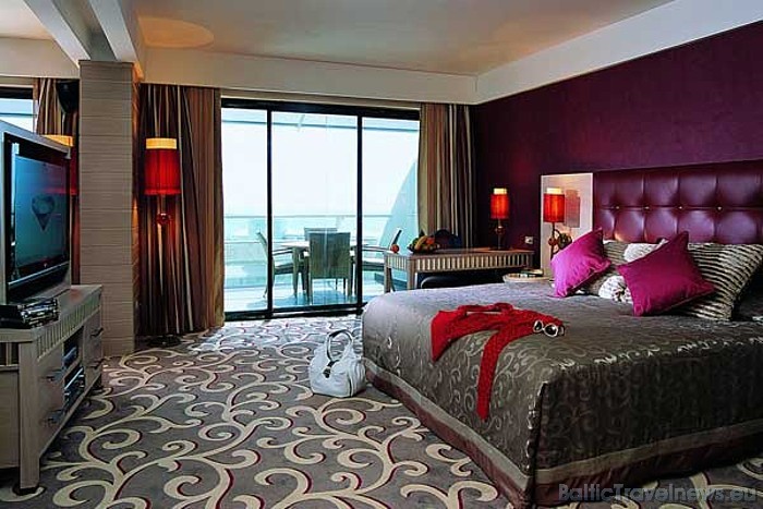 Eiropas labākā luksusa kūrortviesnīca ir Cornelia Diamond Golf Resort & Spa Belēkā, Turcijā. Kopā balvas tiek piešķirtas vairākos simtos kategoriju
F Eiropas labākā luksusa kūrortviesnīca ir Cornelia Diamond Golf Resort & Spa Belēkā, Turcijā. Kopā balvas tiek piešķirtas vairākos simtos kategoriju
F 51173