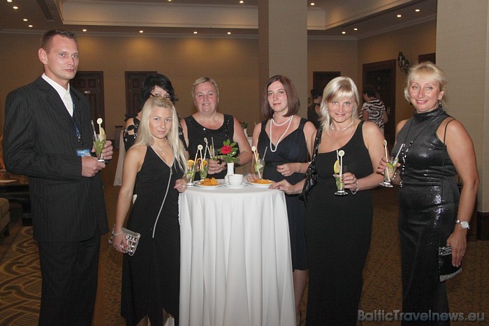 Tez Tour pārdošanas līderu apbalvošanas pasākums Tez Tour zvaigzne 2010 (21.10.2010) Antaljas 5 zvaigžņu viesnīcā Akka Hotel Antedon Tez Tour pārdošanas līderu apbalvošanas pasākums Tez Tour zvaigzne 2010 (21.10.2010) Antaljas 5 zvaigžņu viesnīcā Akka Hotel Antedon 51694