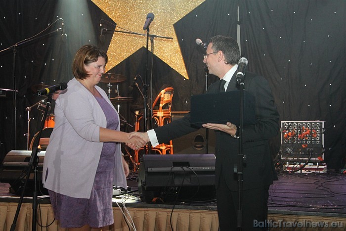 Tez Tour pārdošanas līderu apbalvošanas pasākums Tez Tour zvaigzne 2010 (21.10.2010) Antaljas 5 zvaigžņu viesnīcā Akka Hotel Antedon Tez Tour pārdošanas līderu apbalvošanas pasākums Tez Tour zvaigzne 2010 (21.10.2010) Antaljas 5 zvaigžņu viesnīcā Akka Hotel Antedon 51703