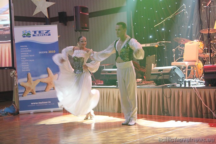 Tez Tour pārdošanas līderu apbalvošanas pasākums Tez Tour zvaigzne 2010 (21.10.2010) Antaljas 5 zvaigžņu viesnīcā Akka Hotel Antedon - koncerts Tez Tour pārdošanas līderu apbalvošanas pasākums Tez Tour zvaigzne 2010 (21.10.2010) Antaljas 5 zvaigžņu viesnīcā Akka Hotel Antedon - koncerts 51723