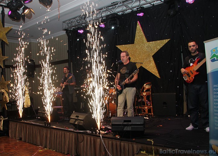 Tez Tour pārdošanas līderu apbalvošanas pasākums Tez Tour zvaigzne 2010 (21.10.2010) Antaljas 5 zvaigžņu viesnīcā Akka Hotel Antedon - koncerts un de Tez Tour pārdošanas līderu apbalvošanas pasākums Tez Tour zvaigzne 2010 (21.10.2010) Antaljas 5 zvaigžņu viesnīcā Akka Hotel Antedon - koncerts un de 51734