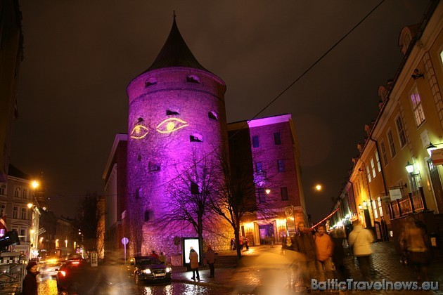 Vairāk informācijas par gaismas festivālu Staro Rīga iespējams atrast interneta vietnē www.staro.lv Vairāk informācijas par gaismas festivālu Staro Rīga iespējams atrast interneta vietnē www.staro.lv 52286