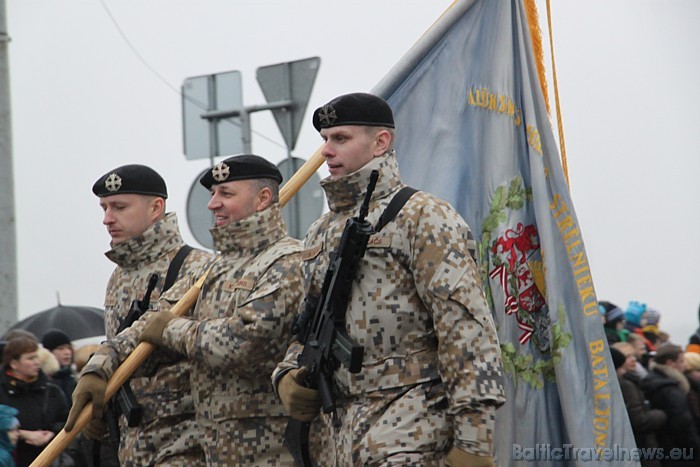 Militārā parādē ņēma dalību vēl Latvijas Nacionālā aizsardzības akadēmija, Mācību vadības pavēlniecības Instruktoru un Kājnieku skola, Štāba bataljons Militārā parādē ņēma dalību vēl Latvijas Nacionālā aizsardzības akadēmija, Mācību vadības pavēlniecības Instruktoru un Kājnieku skola, Štāba bataljons 52291