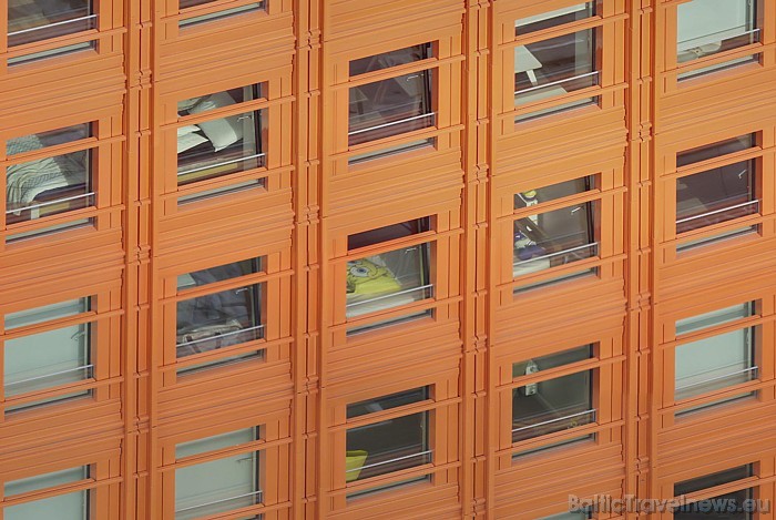 Foto izšķirtspēja ir 80 miljardi pikseļu - tas ir jauns rekords
Foto: Image by Jeffrey Martin, www.360cities.net Foto izšķirtspēja ir 80 miljardi pikseļu - tas ir jauns rekords
Foto: Image by Jeffrey Martin, www.360cities.net 52423