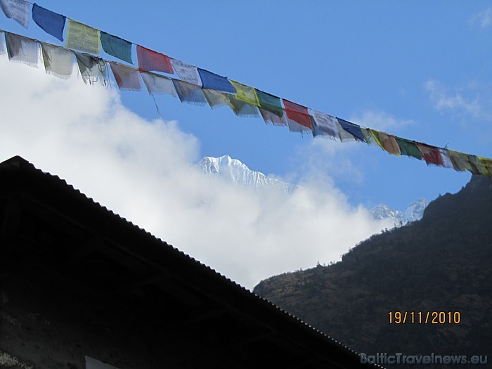 Lukla, no kurienes pārgājiens tiek uzsākts, atrodas 2800 metru virs jūras līmeņa. Foto: Relaks Tūre Lukla, no kurienes pārgājiens tiek uzsākts, atrodas 2800 metru virs jūras līmeņa. Foto: Relaks Tūre 53058