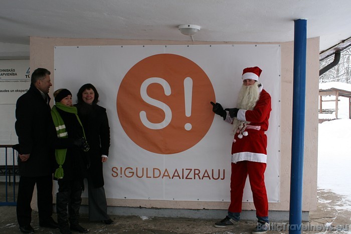 Jaunais Siguldas novada zīmols Sigulda aizrauj tiks izmantots novada pašvaldības organizētajās tūrisma mārketinga aktivitātēs no 2011. gada Jaunais Siguldas novada zīmols Sigulda aizrauj tiks izmantots novada pašvaldības organizētajās tūrisma mārketinga aktivitātēs no 2011. gada 53386