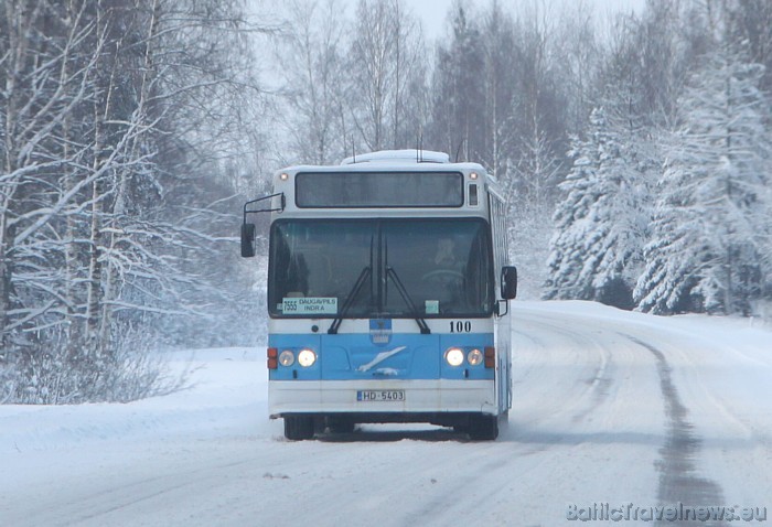 Daudzi Latgales ziemas ceļi ir labi iztīrīti un regulāri kursē sabiedriskais transports, taču ir arī vietas, kur tā nav Daudzi Latgales ziemas ceļi ir labi iztīrīti un regulāri kursē sabiedriskais transports, taču ir arī vietas, kur tā nav 53530